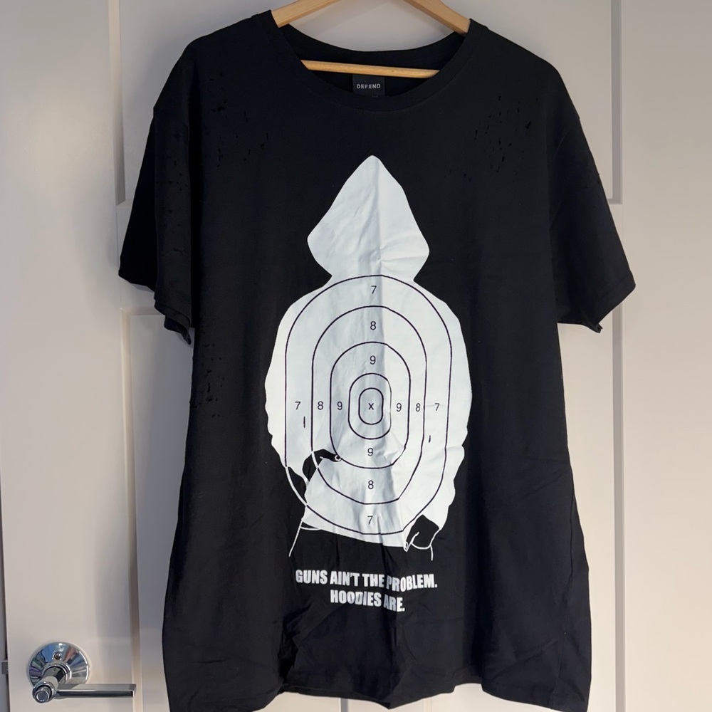 NWT Defend Paris "Guns Ain't The Problem" Graphic Tee - 2XL black and white
